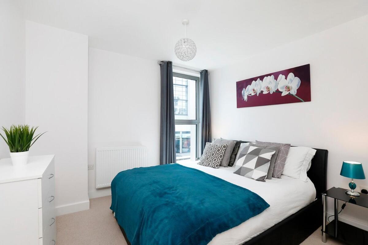 Redhill Queensgate - Modern 1 Bedroom Apartment Buitenkant foto